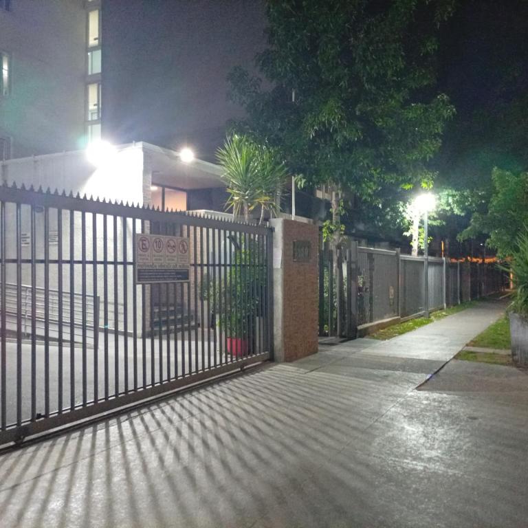 Amplio depto San Miguel 2D 2B Parking gratis - Two-Bedroom Apartment - 20