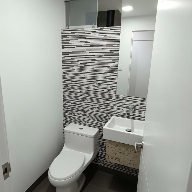 E Larcomarzone FamilyTourist Laundry 3B 503 - Apartamento Deluxe de 3 dormitorios - 25