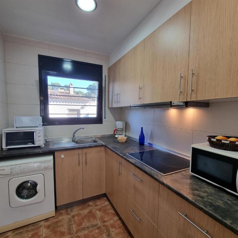Encantadora casa cerca de la playa en L’Escala - HISP-236-216 - Ferienhaus - 9