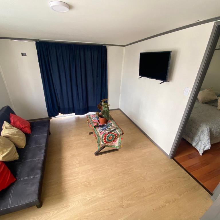 San Joaquin - Three-Bedroom Apartment - 2