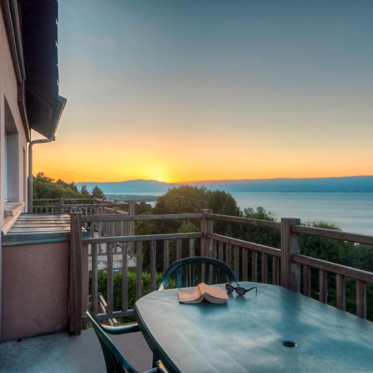 Zenitude Les Terrasses du Lac, Ascend Collection - Appartement 2 Chambres - Vue sur Lac - 1
