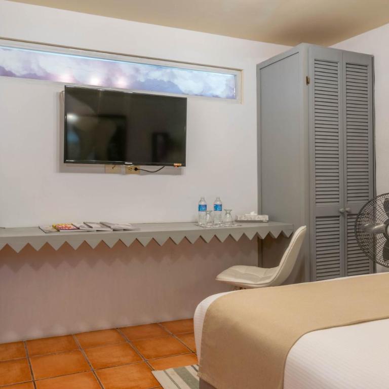Hotel Damiana Boutique - Deluxe Queen Room - 15