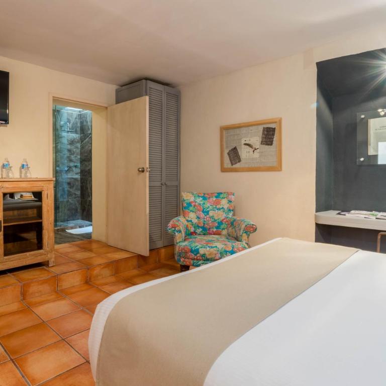 Hotel Damiana Boutique - Deluxe Queen Room - 8