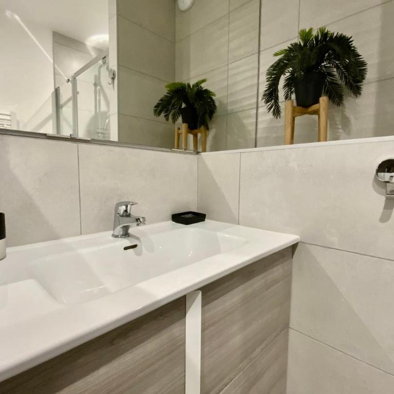 Villa Marie 2 Appartement tout confort climatisé 1 chambre proche plage - Appartamento - 16