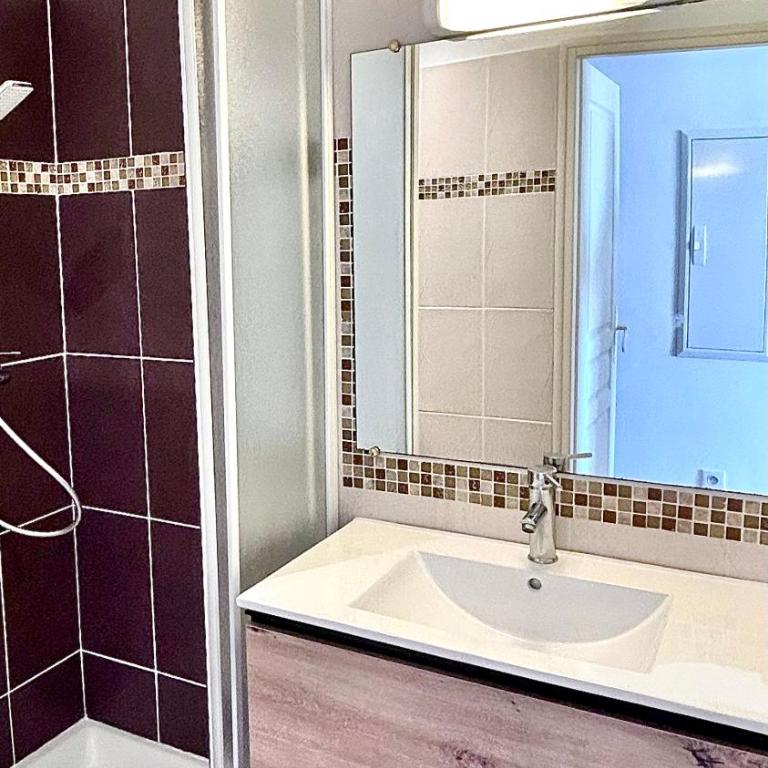Studio vue mer - Centre Ajaccio - 150 m cœur de ville - Apartamento de 1 dormitorio - 7