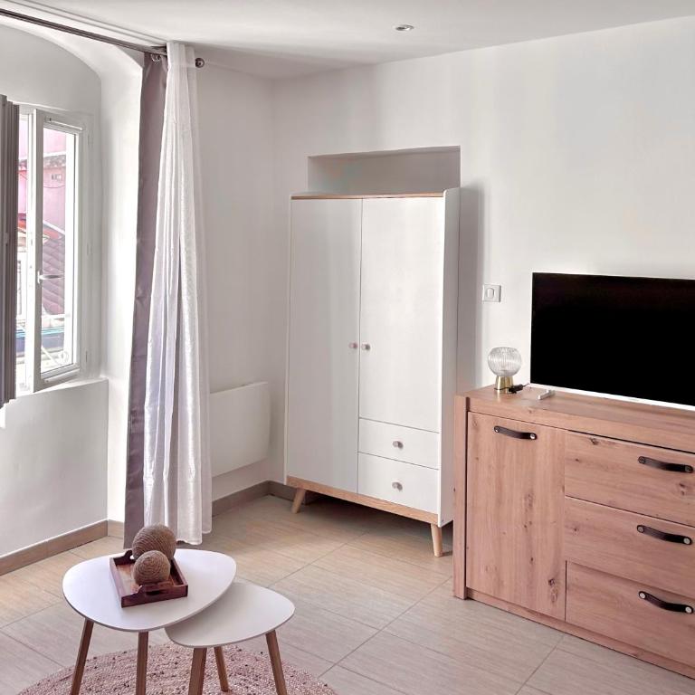 Studio vue mer - Centre Ajaccio - 150 m cœur de ville - Apartamento de 1 dormitorio - 9