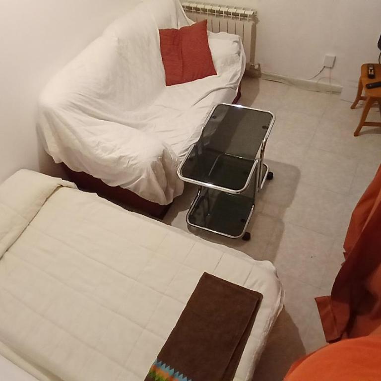 Habitacion Doble Cama Individual - Habitación Estándar con baño compartido - 2 camas - 1
