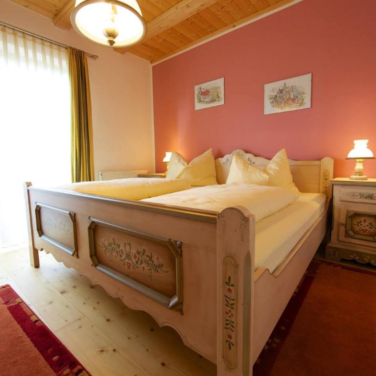 Almhaus Karantanien - Apartment mit 2 Schlafzimmern und Balkon - 3