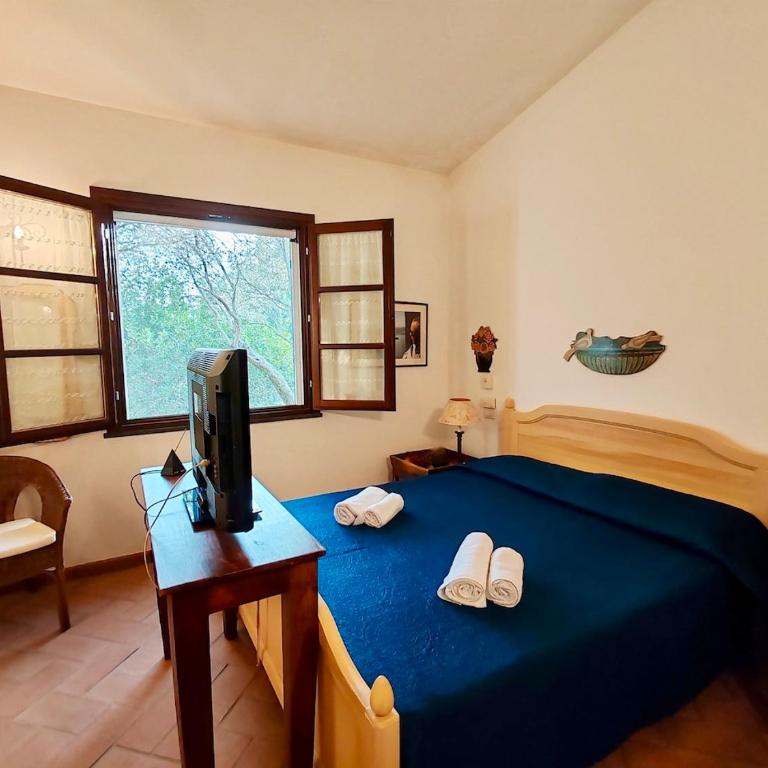 Charming Cottage with Private Garden near Nora & Chia - Villa - 17