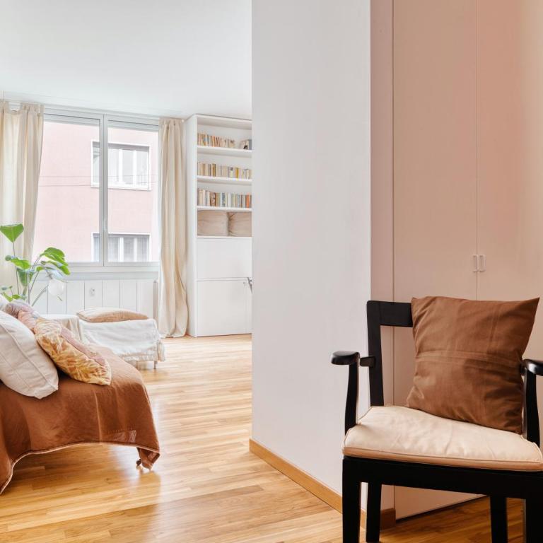 Just Urban Stays - Exclusive 1BR City Center with Balcony - Appartamento con 1 Camera da Letto e Balcone - 3