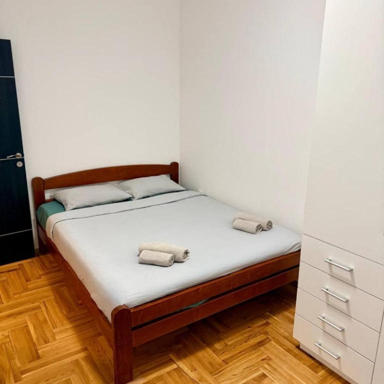 ADAIST Apartments Budva Free Parking & Balcony - Apartman sa 2 Spavaće Sobe - 20