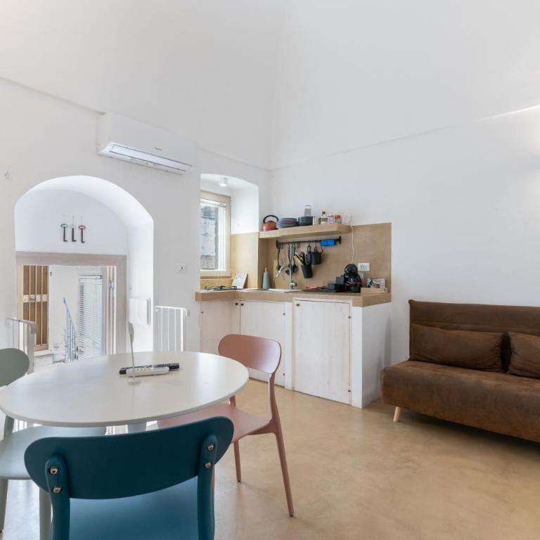 Corso Mazzini White Houses - Suite Deluxe con Vasca Idromassaggio - 2