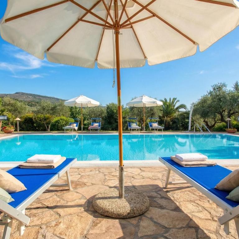 Villa Luna Smeralda ad Alghero villa con piscina ad uso esclusivo per 8 persone - Villa con Piscina Privata - 55