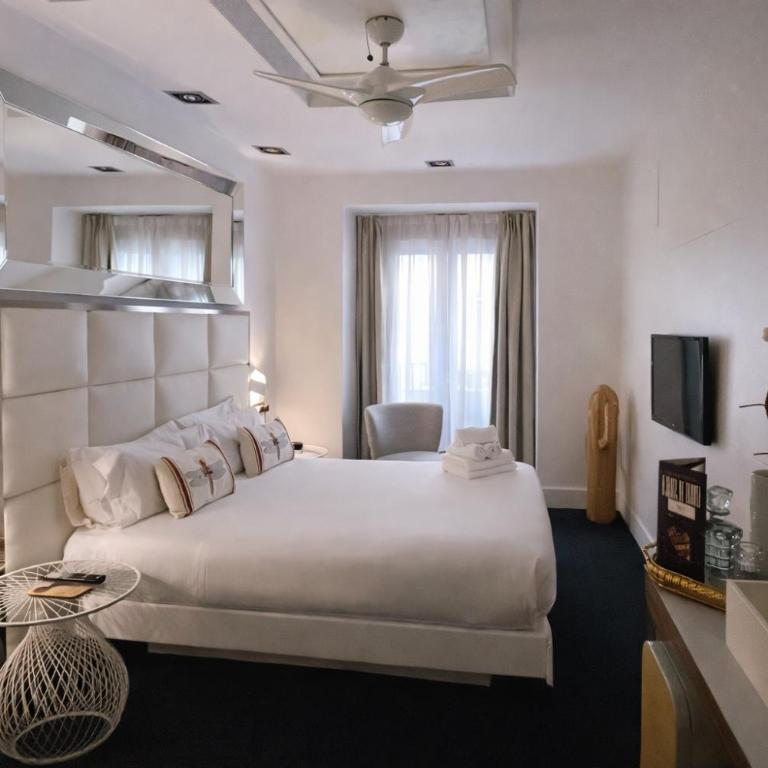 Abalú Collection Hotel Boutique Gran Via - Superior Double Room - 7