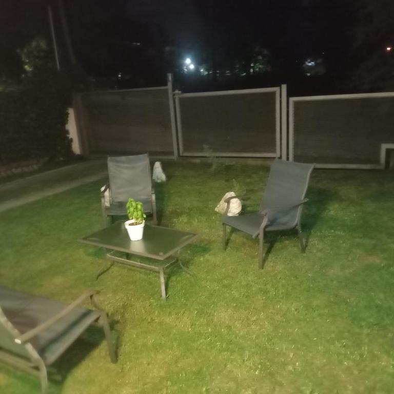Alquiler Temporario M E - Two-Bedroom House - 45