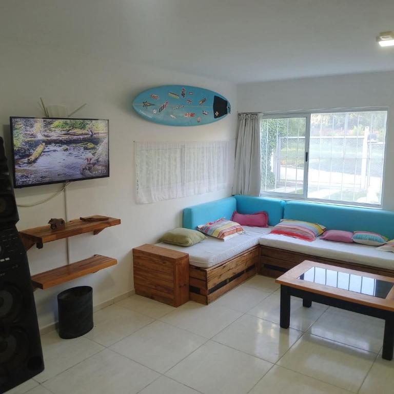 Alquiler Temporario M E - Two-Bedroom House - 47