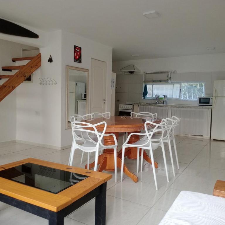 Alquiler Temporario M E - Two-Bedroom House - 36