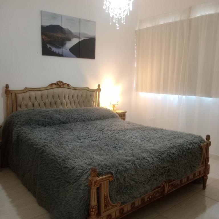 Alquiler Temporario M E - Two-Bedroom House - 26