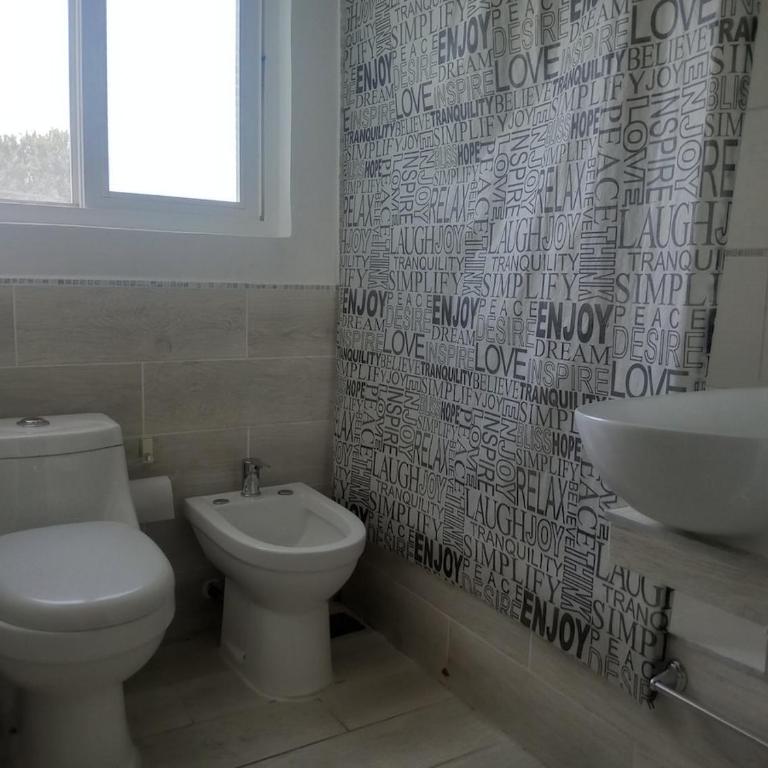 Alquiler Temporario M E - Two-Bedroom House - 24