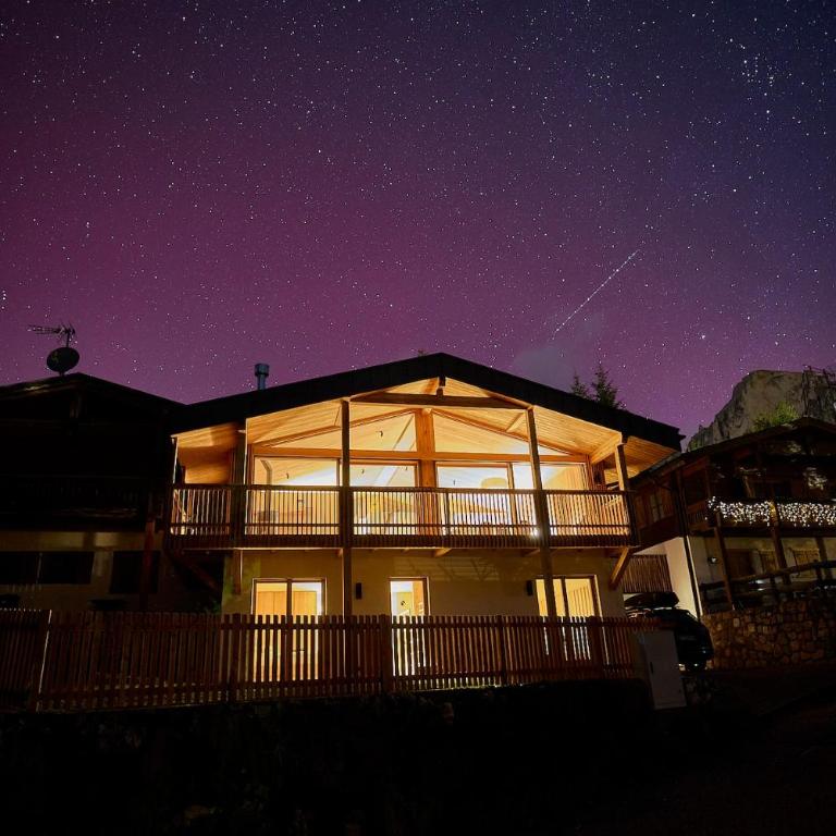 Eagle & Marmot, Carezza Dolomites - Three-Bedroom Chalet - 14