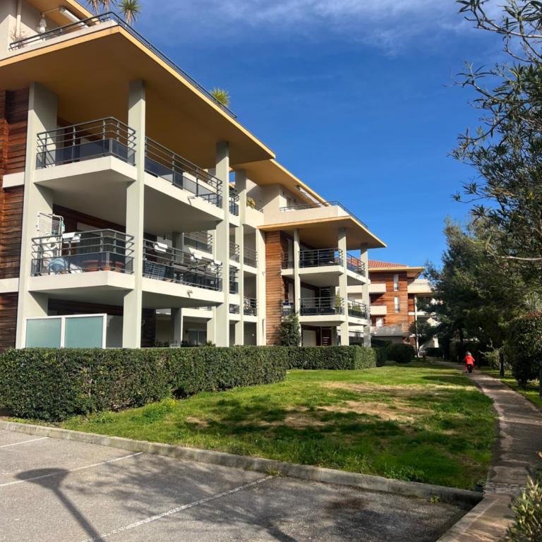 Appartement CALVI lumineux avec terrasse - Apartment mit Terrasse - 8