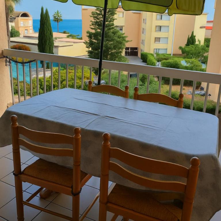2 appartements mitoyens avec climatisation, piscine et parking - Plages et Port à 100m - Appartement 2 Chambres - Vue sur Piscine - 10