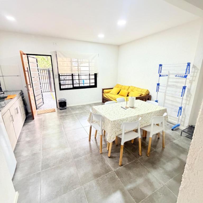 Dpto a estrenar con cocina y cochera - Two-Bedroom Superior Apartment - 1