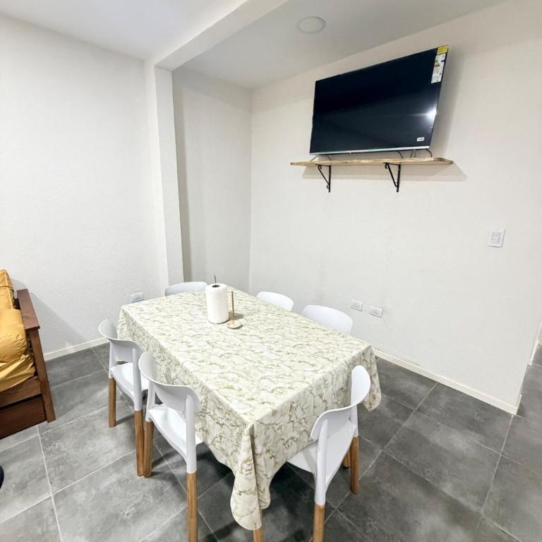 Dpto a estrenar con cocina y cochera - Two-Bedroom Superior Apartment - 25