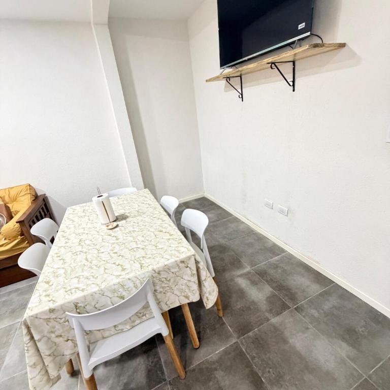 Dpto a estrenar con cocina y cochera - Two-Bedroom Superior Apartment - 28