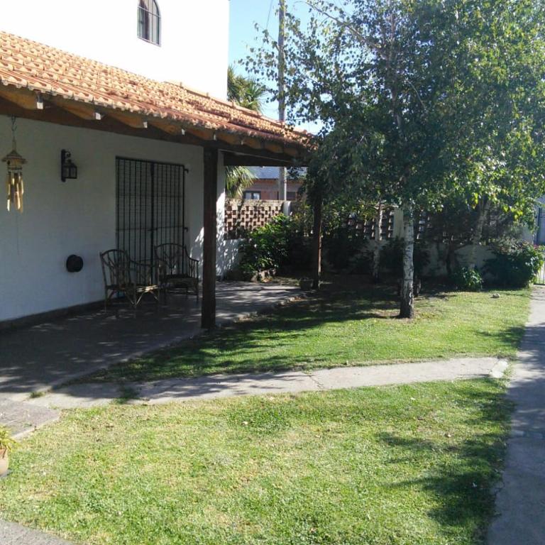 Hermoso Chalet con pileta - Casa de 2 dormitorios - 2