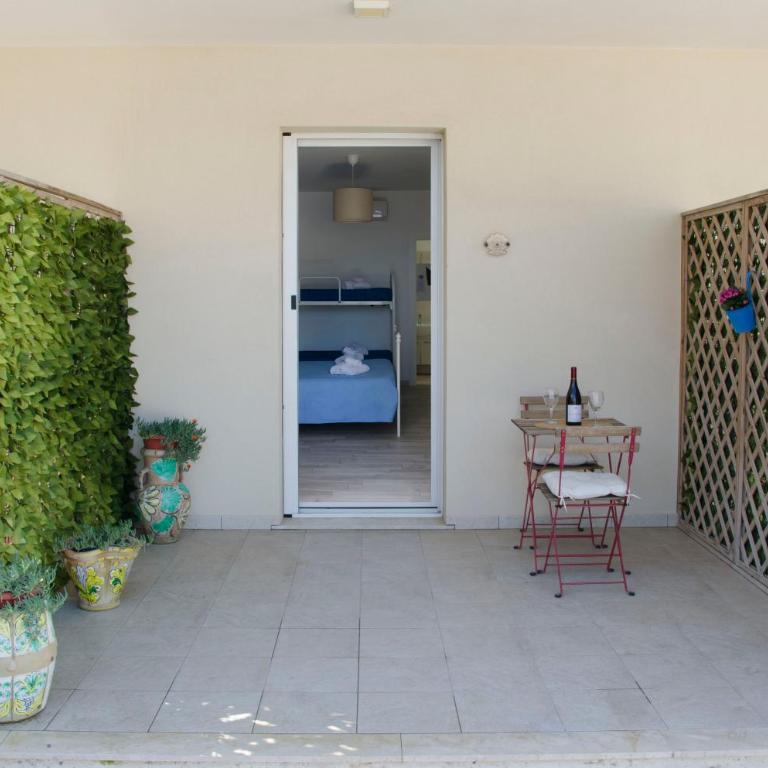 Residence La Perla - Marzamemi & Sea - Homie Livings - Quadruple Room with Private Bathroom - 8