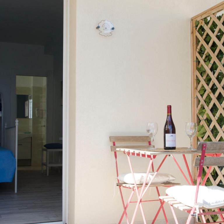 Residence La Perla - Marzamemi & Sea - Homie Livings - Quadruple Room with Private Bathroom - 17