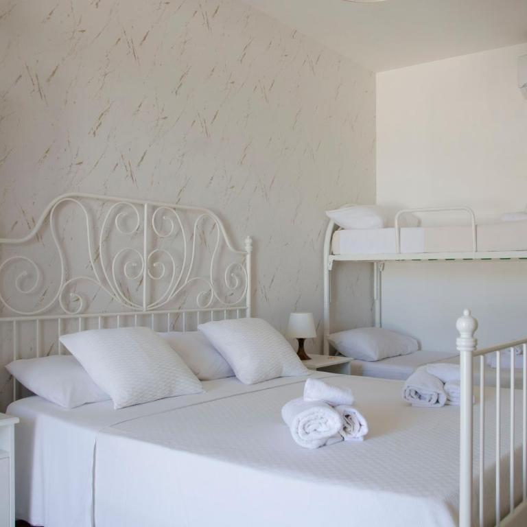 Residence La Perla - Marzamemi & Sea - Homie Livings - Quadruple Room with Private Bathroom - 6