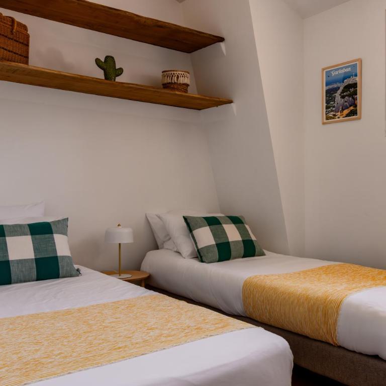 Absolutely quiet Provencal villa with swimming pool - Villa - 56