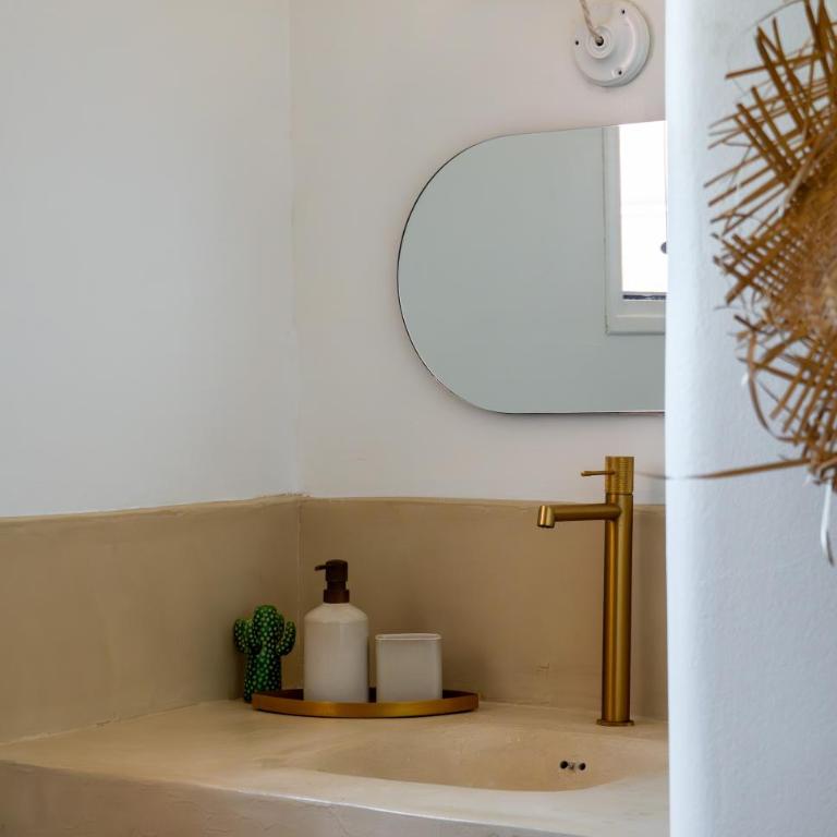 Absolutely quiet Provencal villa with swimming pool - Villa - 59