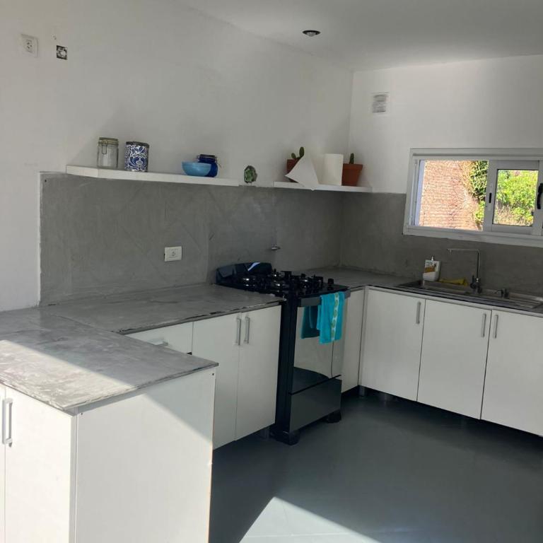 Alquiler Temporario Casa Caisamar - Two-Bedroom House - 7