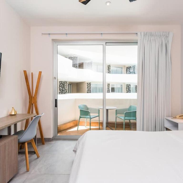 Spacious Retreat for 10 people - Apartment - 15