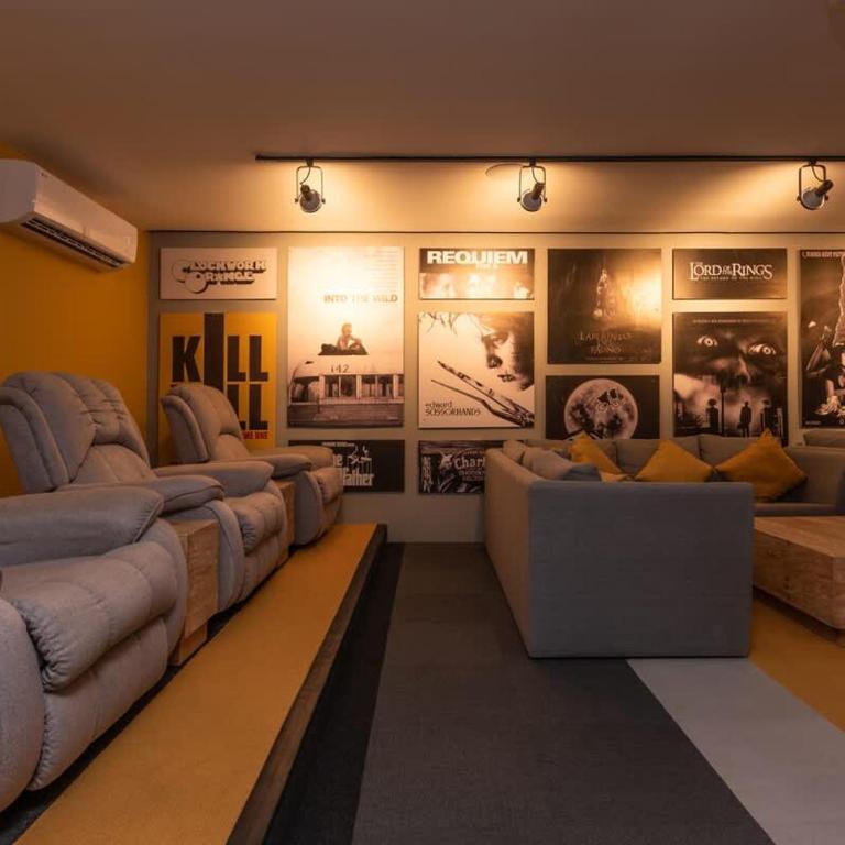 Spacious Retreat for 10 people - Apartment - 20
