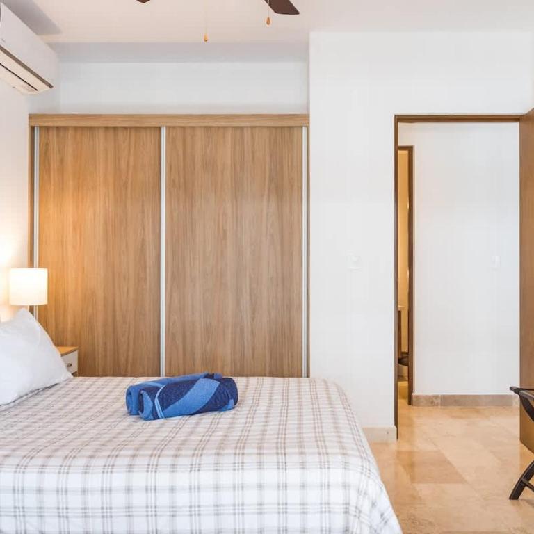 Beach Apartments for 12 in Playa - Apartment - 9