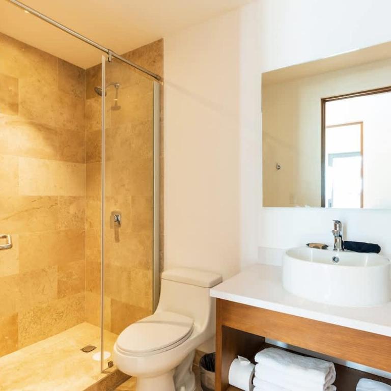 Luxury 1BR in Serenada Building - Apartment - 11