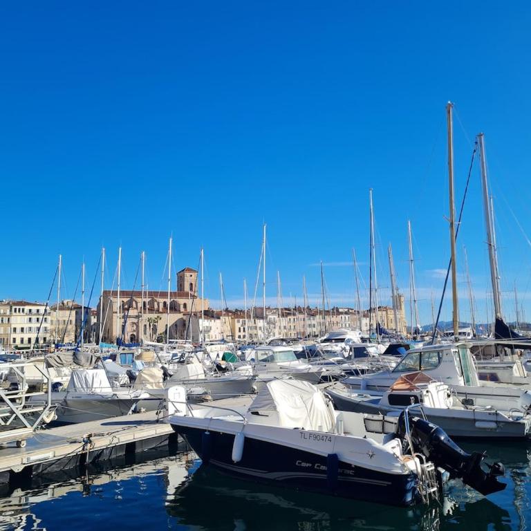 LA VELA - 2 Chambres - 70M2 - Centre Vieux-Port - 15mns à pied Plage Calanque Mugel-La Ciotat - Apartment mit 2 Schlafzimmern - 11