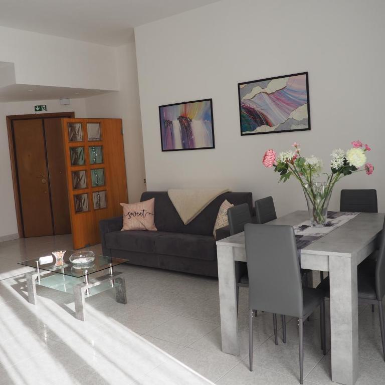 Appartamento Vacanze Romane - Appartamento con 2 Camere da Letto - 11