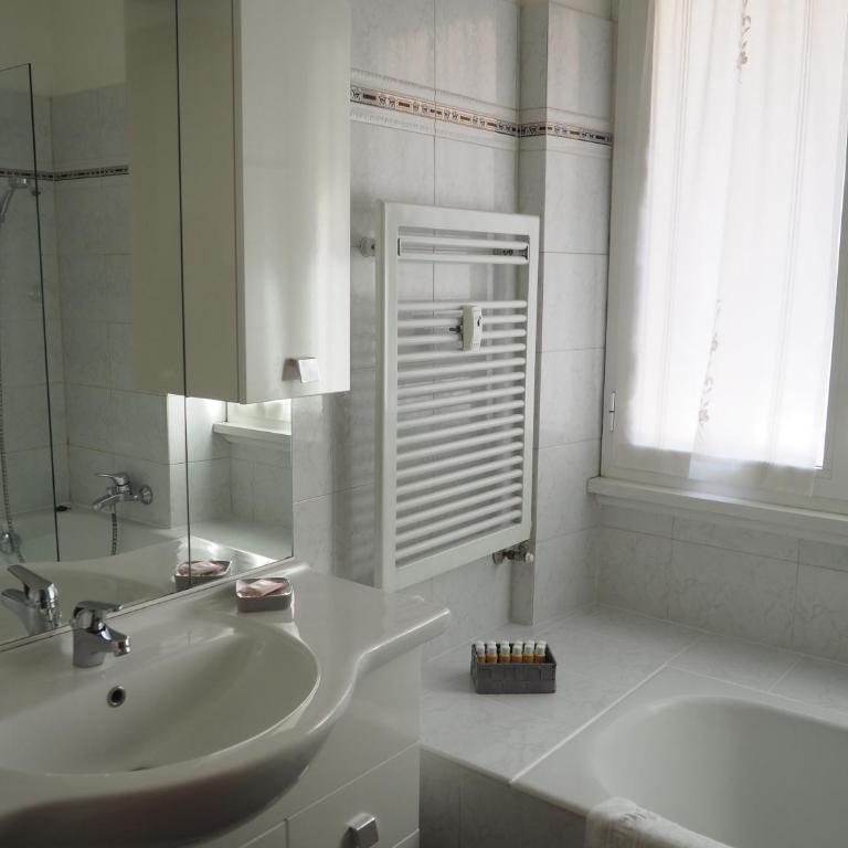 Appartamento Vacanze Romane - Appartamento con 2 Camere da Letto - 24