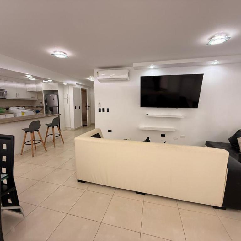 Resort Playa Almendro - One-Bedroom Apartment - 2