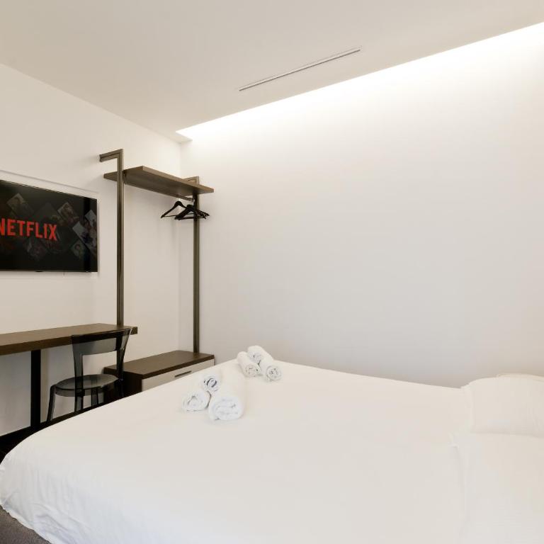 sacro cuore 36 - One-Bedroom Apartment - 9