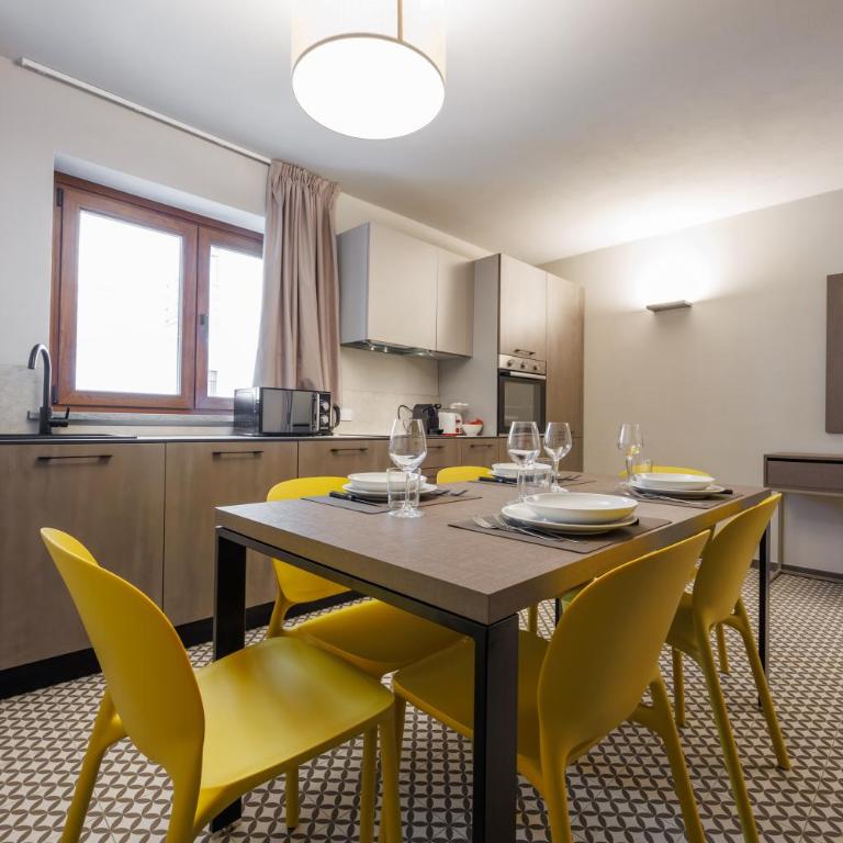 Central Guest - Appartamento con 2 Camere da Letto - 9