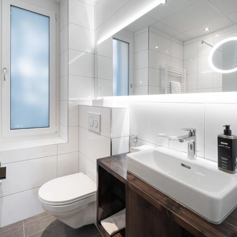 Swiss Inn & Apartments - Superior Double or Twin Room - 4