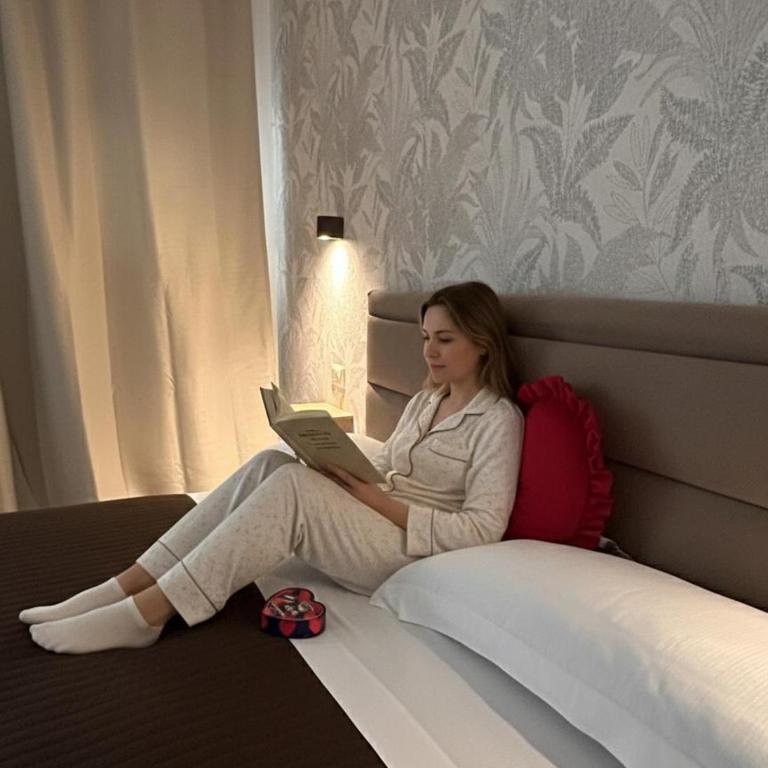 Suite Cavour 130 - Double Room with Patio - 5