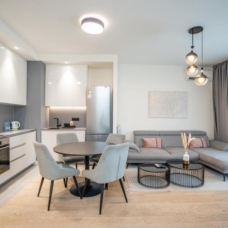 Velora BW Metropolitan - Two-Bedroom Apartment - 5