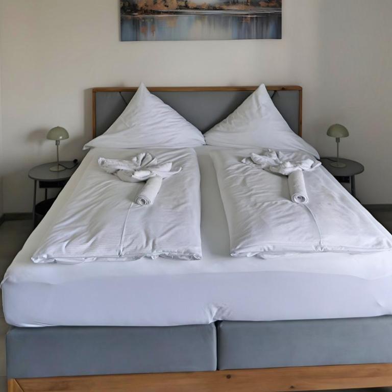 Hotel Schachener Hof - Doppelzimmer mit Balkon - 3